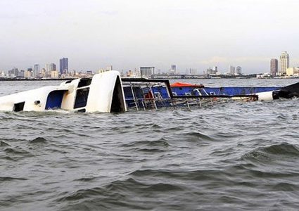 العثور على صياديْن فقدت آثارهم في بحر غزة