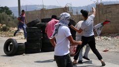 اصابات بالاختناق عقب قمع الاحتلال مسيرة كفر قدوم