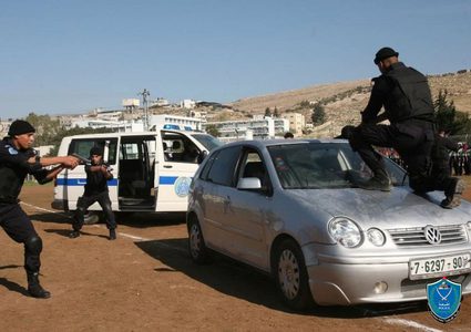 الشرطة تقبض على سارق سيارة في قفين