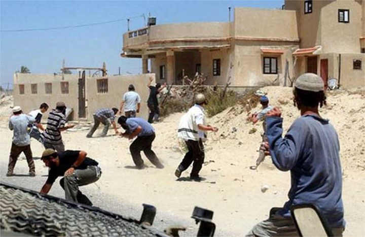 الخارجية تدعو لتوثيق اعتداءات المستوطنين