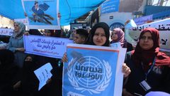 القرار 194 في دائرة الاستهداف