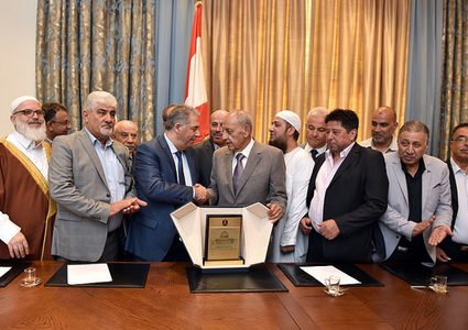 بري يطالب باجتماع للجامعة العربية بخصوص "الاونروا"