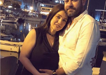 عمرو يوسف بعد حمل كندة علوش: دعواتكم