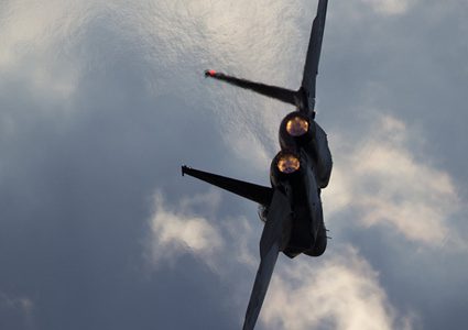 طائرات الاحتلال  تقصف منطقة وادي العيون في سوريا