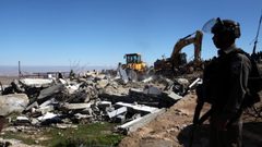 الاحتلال يهدم منزلين في عناتا