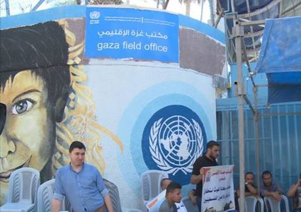 الهرفي يبحث مع لونان تداعيات وقف تمويل الأونروا