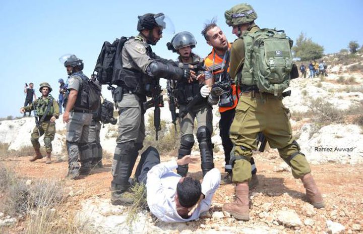 إصابة صحفيين بـ"المطاط" في راس كركر