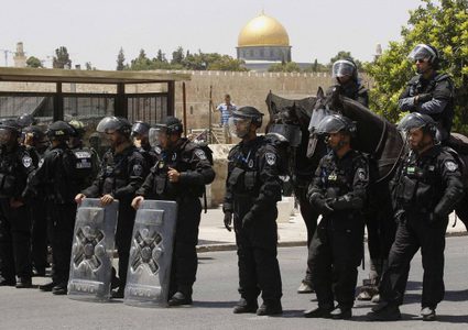 الحسيني: الاحتلال يسعى لتفتيت الأحياء الفلسطينية