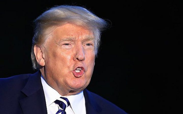 ترامب يحذر سوريا وروسيا وإيران