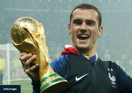 جريزمان: استبعادي من سباق جائزة الأفضل وصمة عار