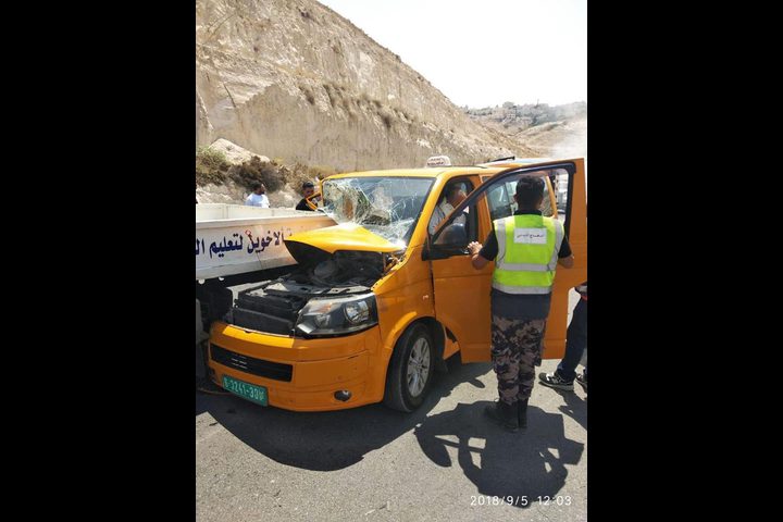 3 اصابات في حادث سير في العيزرية