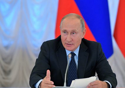 كيف بدا حكام روسيا في سنواتهم الدراسية؟