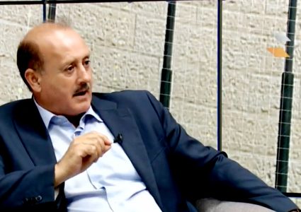 دويكات: حماس تريد تهدئة من أجل ابتزاز فتح