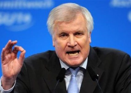 ألمانيا:الهجرة أساس كل المشكلات السياسية في بلادنا