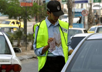 النيابة توقف متهمين بجرائم مرورية لمدة 15 يوما