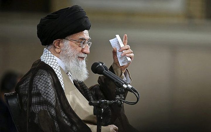 خامنئي: حرب دعائية تقام ضد ايران