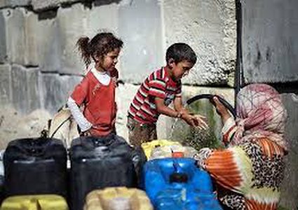 320 ألف أسرة تعيش تحت خط الفقر