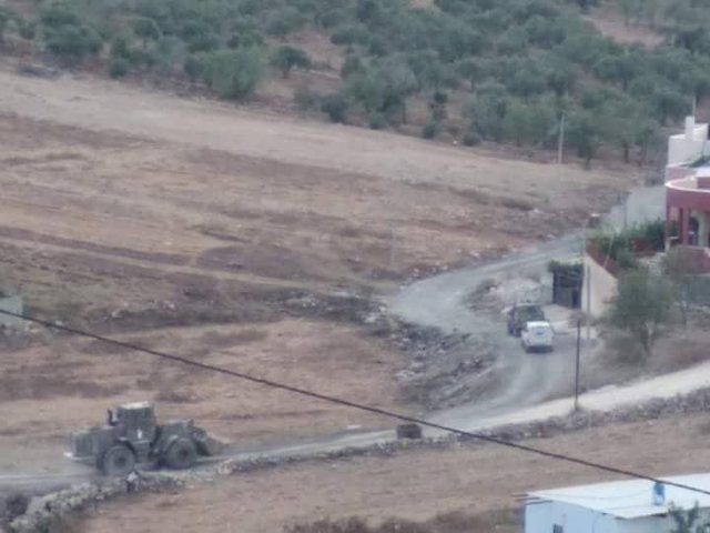 مواجهات بين الشبان وقوات الاحتلال جنوب نابلس