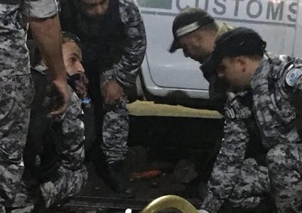 اغلاق نقطتين لبيع المحروقات المهربة وضبط 4500 لتر