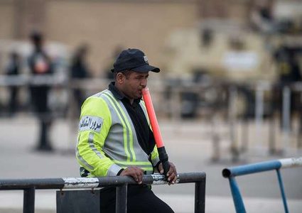 مصر: أمين شرطة يطرب الجماهير (فيديو)