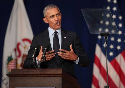 أوباما يفتح النار على ترامب مندداً بصمت الجمهوريين