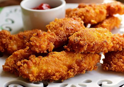 كم سعرة حرارية موجودة في كريسبي الدجاج؟