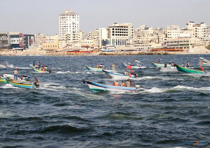 5 إصابات بنيران الاحتلال قبالة شاطئ شمال قطاع غزة