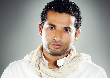 ما حقيقة اعتزال عمرو سعد وقصة التصريحات المفبركة؟