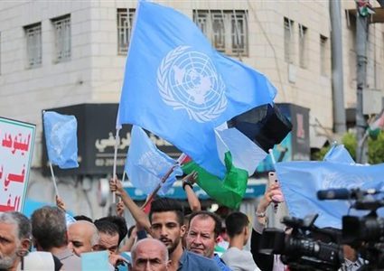 اللجان الشعبية تستنكر منعها الاحتجاج أمام الأونروا