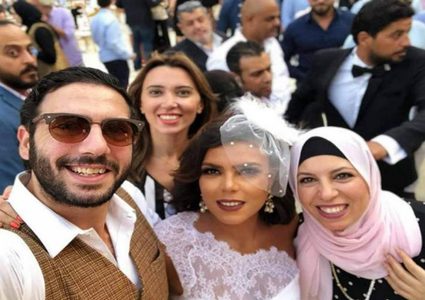 فنان يكشف سر إلغاء ناهد السباعي حفلة زفافها