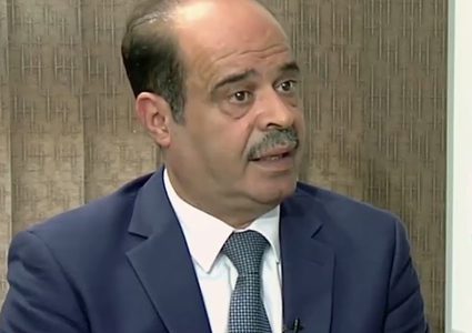 الحكومة: اغلاق المقر اعلان حرب على جهود السلام