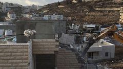 الاحتلال يعرقل بناء مسجد في بلدة عزون