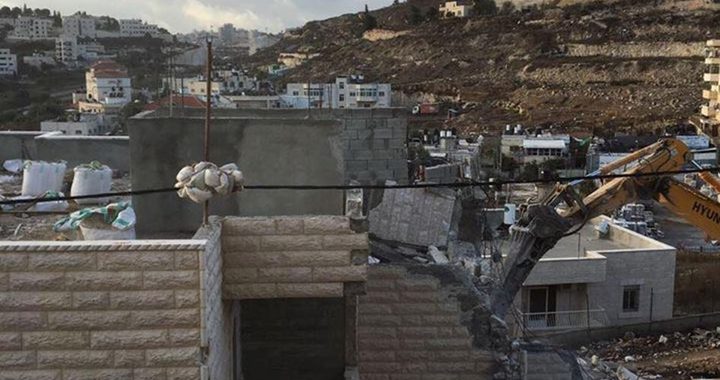 الاحتلال يعرقل بناء مسجد في بلدة عزون