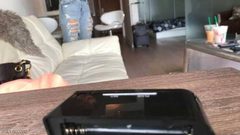 أجهزة تجسس "مبتكرة" في شقق "AirBNB"