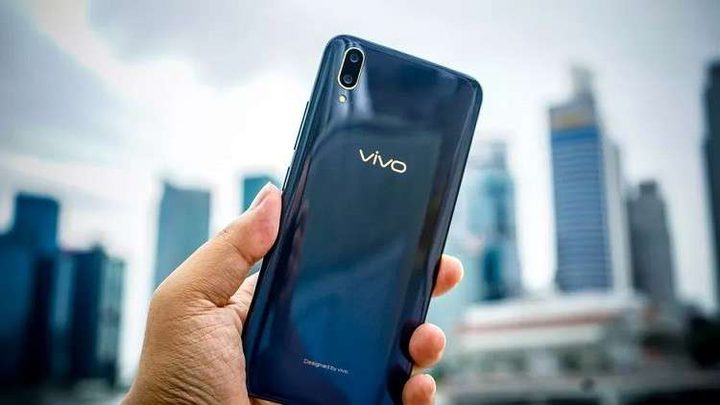 Vivo تستعرض أحدث هواتفها