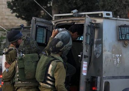 الاحتلال يعتقل 3 مقدسيين بدعوى القاء زجاجات حارقة