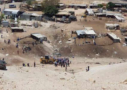 تحذيرات من العواقب المترتبة على هدم الخان الأحمر