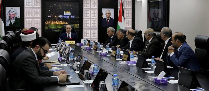 الحكومة تطالب المجتمع الدولي بتبني مبادرة الرئيس