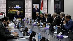 الحكومة تطالب المجتمع الدولي بتبني مبادرة الرئيس