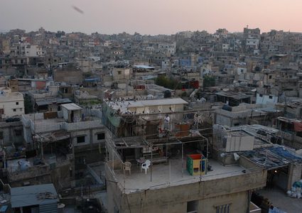 هل أصبحت الأونروا آفة لمخيمات اللاجئين؟