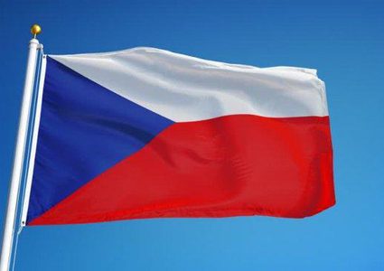 الفرا ينفي أنباء نقل سفارة التشيك للقدس