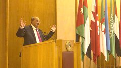 الطيبي: قرار إغلاق الاونروا صفعة في وجه الانسانية