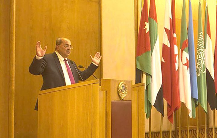 الطيبي: قرار إغلاق الاونروا صفعة في وجه الانسانية