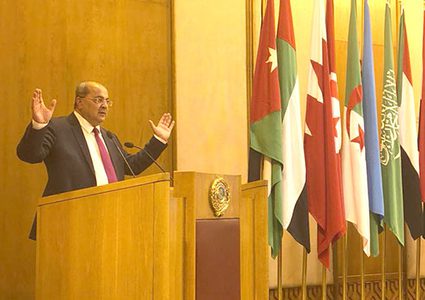 الطيبي: قرار إغلاق الاونروا صفعة في وجه الانسانية