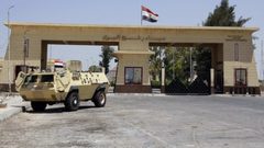 إدارة معبر رفح توقف العمل على المعبر بشكل مفاجئ
