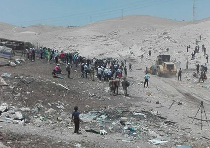 الخان الأحمر...إغلاق طرق واعتداءات واعتقالات(محدث)