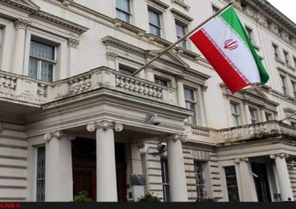 طهران تؤكد تعرض سفارتها للهجوم في باريس