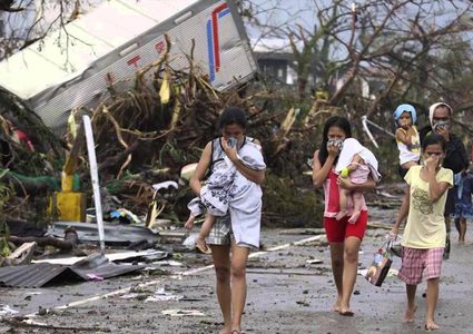 إعصار هائل يضرب الفلبين يشرد عشرات الآلاف