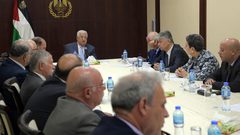 الرئيس يترأس اجتماعا للقيادة الفلسطينية