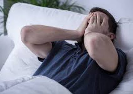 لماذا يتكلم البعض أثناء النوم؟